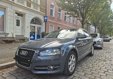 Audi A3 1.6 TDI (DPF) S tronic S line Sportback S...
