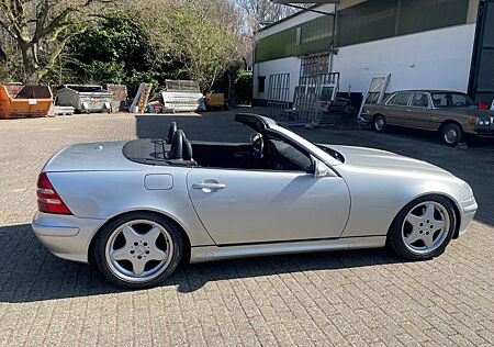 Mercedes-Benz SLK 320 - 2. Hand - Unverbastelt - AMG 17 Zoll
