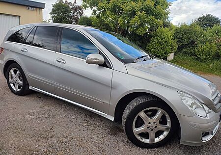 Mercedes-Benz R 320 CDI 4MATIC - RHD