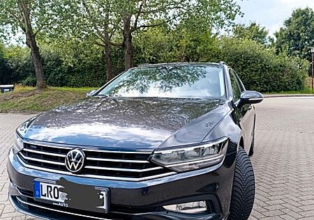 VW Passat Variant Volkswagen 2.0 TDI SCR DSG Business Vari...