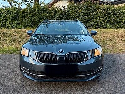 Skoda Octavia 1.6 TDI SCR DSG Style Combi Style