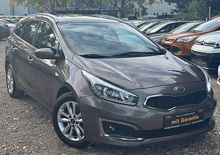 Kia Cee'd Sportswagon gebraucht kaufen Kia Cee'd Sportswagon 1.6 CRDi TÜV NEU*2 Hand*Navi