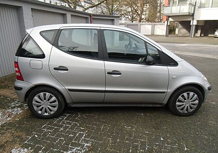 Mercedes-Benz A 140 A-Klasse AUTOMATIK,BITTE LESEN ! !SCHECKHEFT!