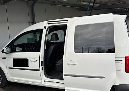 VW Caddy Volkswagen 2,0TDI 75kW BMT Trendline 5-Sitze Tren...