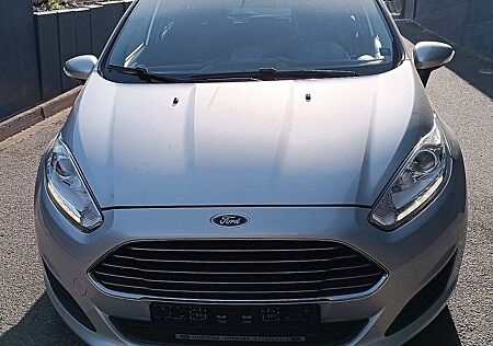 Ford Fiesta Trend S-HEFT*KLIMA*SHZ*PDC*