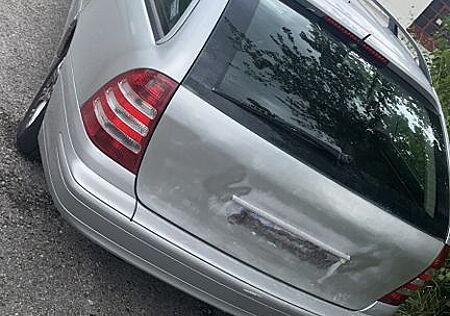 Mercedes-Benz C 180 KOMPRESSOR T AVANTGARDE Avantgarde