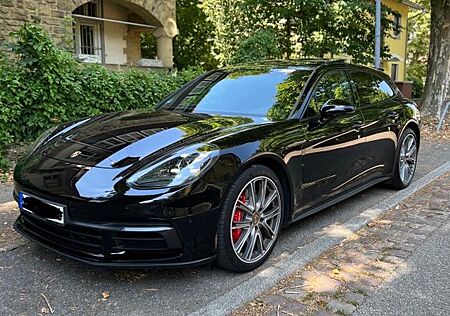 Porsche Panamera 4 Sport Turismo mit APPROVED Garantie