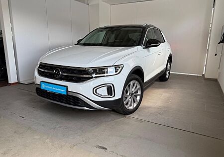 VW T-Roc Volkswagen Style 1.5 TSI DSG Navi/LED/AHK/DigCockpit