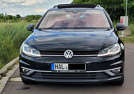 VW Golf Volkswagen 2.0 TDI Facelift DSG Highl Pano AHK Sport