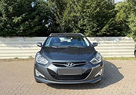 Hyundai i40 cw Comfort 1,7 Ltr. CRDi+Kupplung Neu 08.25