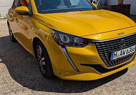 Peugeot 208 PureTech 100 EAT8 Allure Pack Allure Pack
