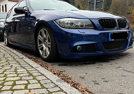 BMW 320d xDrive Touring- *M-Paket*