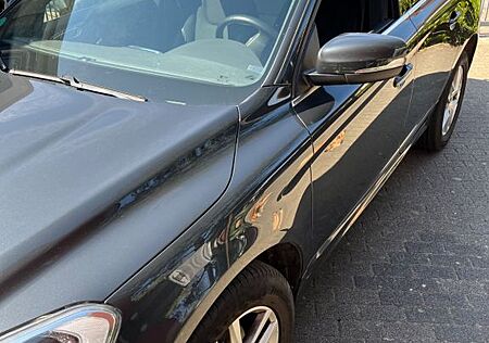 Volvo XC 60 Neuer Motorblock D4 AWD Momentum