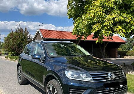 VW Touareg Volkswagen 3.0 V6 TDI SCR Tiptr. Terr. Tech Exe...