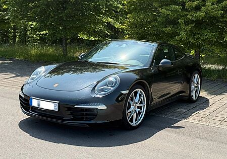 Porsche 991 Carrera Coupé neuwertig