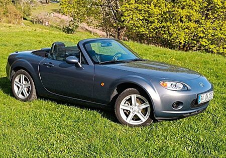 Mazda MX-5 1.8 Kabrio-Limousine NC1