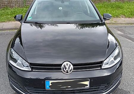 VW Golf Volkswagen LOUNGE 66500km 1.Hd