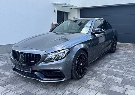 Mercedes-Benz C 63 AMG C63S AMG Panorama/ 360°/ Memory/ Sitzkühlung