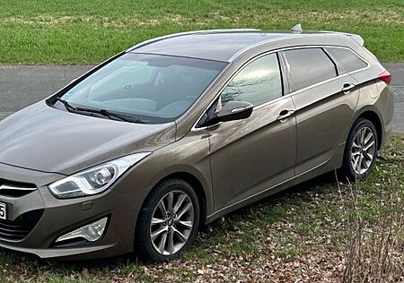 Hyundai i40cw 1.7 Diese Fifa World Cup Edit. #TÜV Neu27#