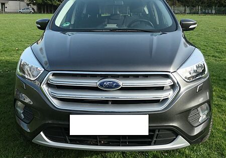 Ford Kuga Trend , 1. Hand, 42.000 km, TÜV 2027
