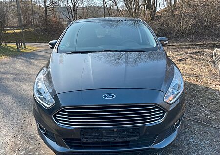 Ford S-Max Business 2.0 TDCI, 4x4,Automatik,7-Sitzer
