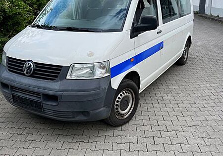 VW T5 Transporter Volkswagen Bus Shuttle lang