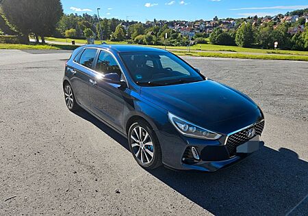 Hyundai i30 1.6 CRDi 100kW Premium DCT Premium Volleder