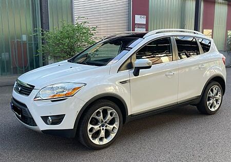 Ford Kuga 2,0 TDCi 2x4 103kW Titanium Titanium