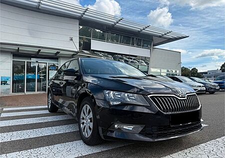 Skoda Superb Lim. Active Tüv neu