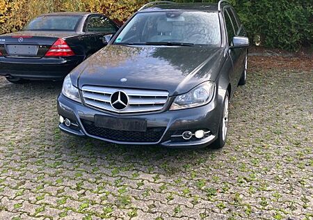 Mercedes-Benz C 200 CDI T BlueEFFICIENCY -