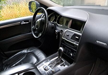 Audi Q7 3.0 TDI (DPF) quattro tiptronic -