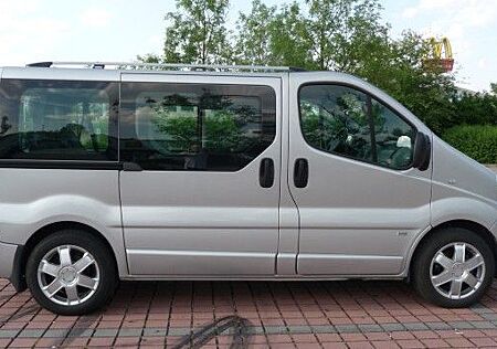 Opel Vivaro 2.5 CDTI L1H1 Westfalia