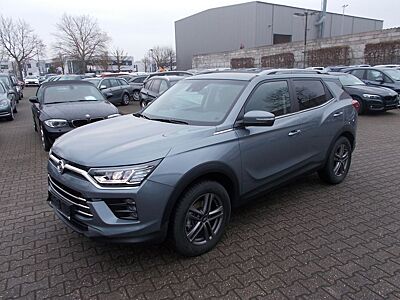 Ssangyong Korando Style 1.5 T, LED, Aluf. 18", zus. Alu WR