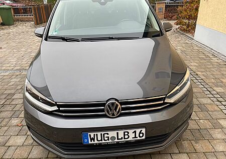 VW Touran Volkswagen 1.4 TSI DSG Highline Leder, ACC, AHK,