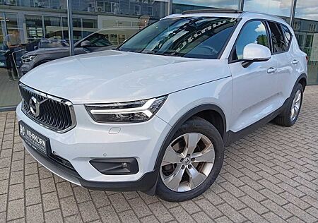 Volvo XC 40 XC40 D4 AWD Aut. Momentum Pro 'Glasdach, AHK'
