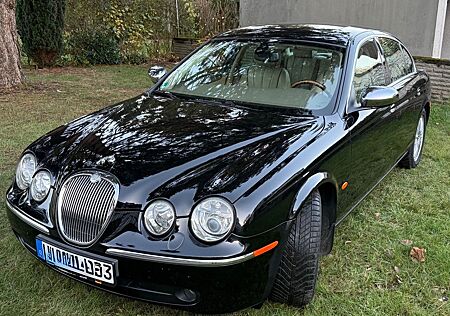 Jaguar S-Type 2.7 Liter V6 Diesel Executive Executive
