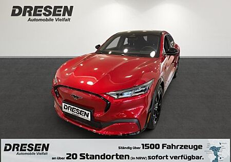 Ford Mustang Mach-E AWD Premium + Panoramadach + Tech