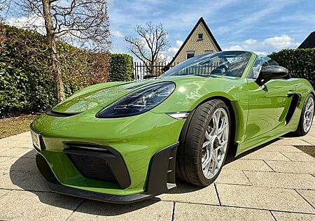 Porsche Boxster Spyder RS Weissach, Keramik, PTS olive green