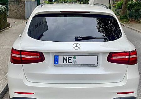 Mercedes-Benz GLC 250 d 4MATIC AMG Line Autom. AMG Line