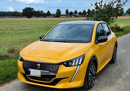 Peugeot 208 PureTech 130 EAT8 GT GT