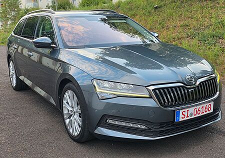 Skoda Superb Combi Ambition,1Hand,DSG,Digital,Kam,Led