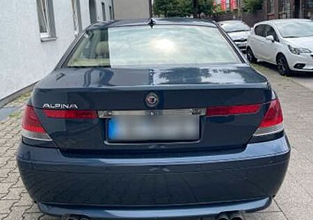 BMW 735Li A -