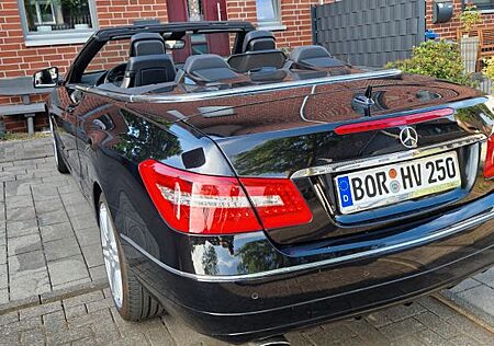 Mercedes-Benz E 250 Cabriolet CGI BlueEFF. ELEGANCE ...