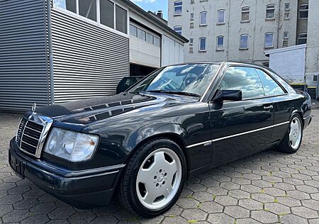 Mercedes-Benz 300 300CE24V Coupe Leder El. Sitze AMG 17Zoll