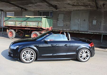 Audi TTS Roadster 2.0 TFSI S tronic quattro -