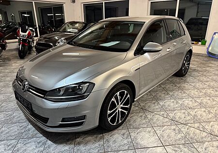 VW Golf Volkswagen VII Lim. Lounge/Navi/BI-Xenon/2 Hand