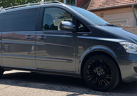 Mercedes-Benz Viano 3.0 CDI AMBIENTE kompakt Vollleder AHK
