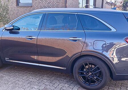 Kia Sorento 2.2 CRDi AWD Platinum Edition Automa...