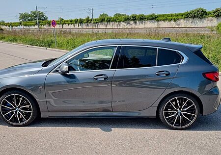 BMW M135i xDrive|neue Sommerreifen|Panorama|Harman K