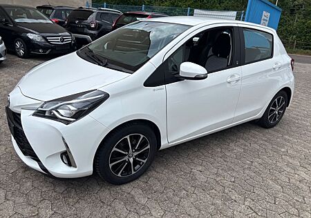 Toyota Yaris Team D Navi/Kamera/Sitzheizung/Alu